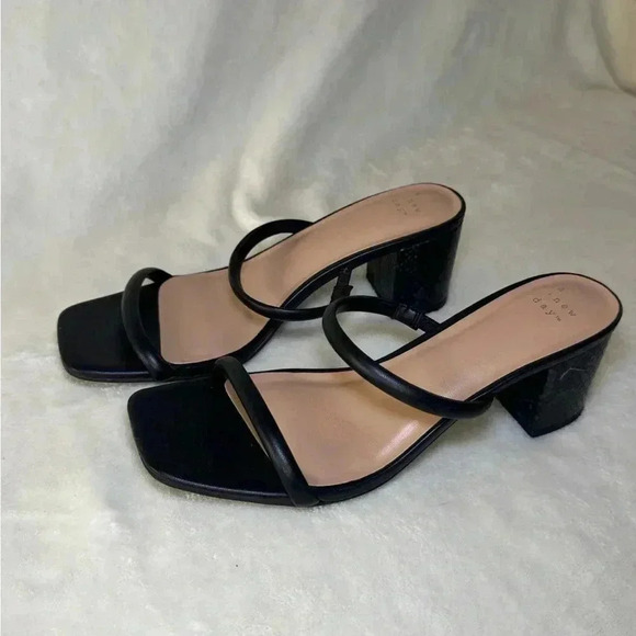 Black Strappy Heels, Size 8 - Great Condition - Picture 7 of 8